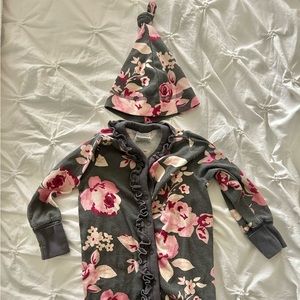 Matching 0-3 month Floral Navy Set